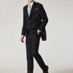 TAILORED FIT SUIT