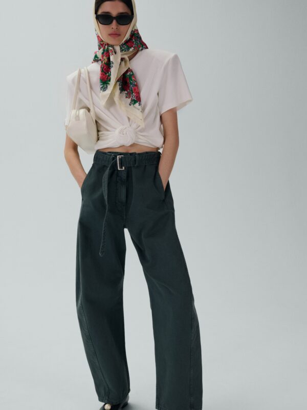 KNOTTED TEE