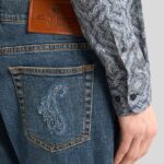 SLIM FIT JEANS