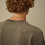 DIAGONAL FLEECE SWEATSHIRT