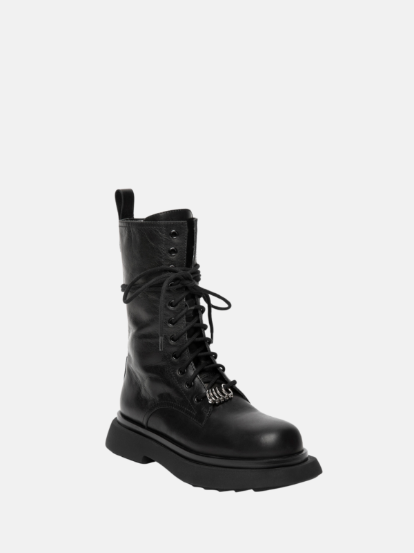 GIO’ SELLA BLACK