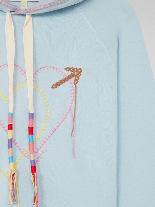 EMBROIDERED HEART HOODIE