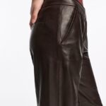 SLEEK STATEMENT LEATHER PANTS