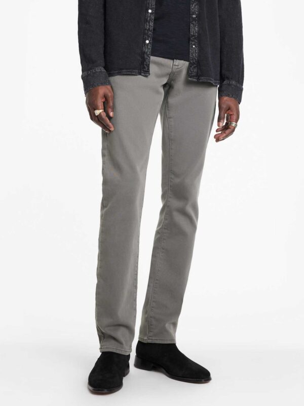 SLIM FIT JEANS