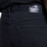 SLIM FIT JEANS