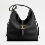 T TIMELESS SHOULDER BAG IN MEDIUM