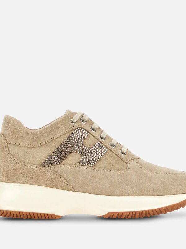 INTERACTIVE SNEAKERS