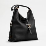 T TIMELESS SHOULDER BAG IN MEDIUM