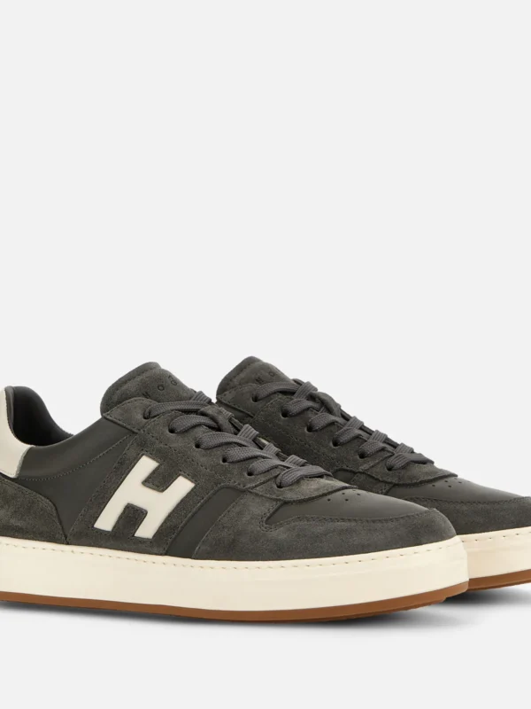H-TV SNEAKERS