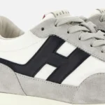 ATHLETIC SNEAKERS