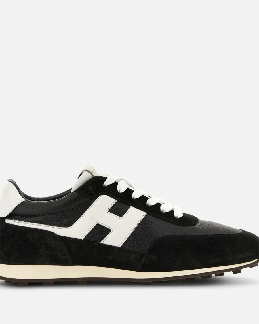 ATHLETIC SNEAKERS