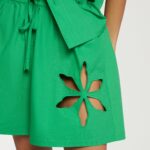 FLOWER CUT OUT SHORTS