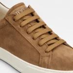 SNEAKERS IN SUEDE