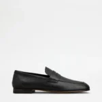 LOAFERS IN LEATHER
