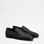 LOAFERS IN LEATHER