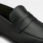 LOAFERS IN LEATHER