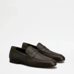 LOAFERS IN LEATHER
