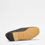 LOAFERS IN LEATHER