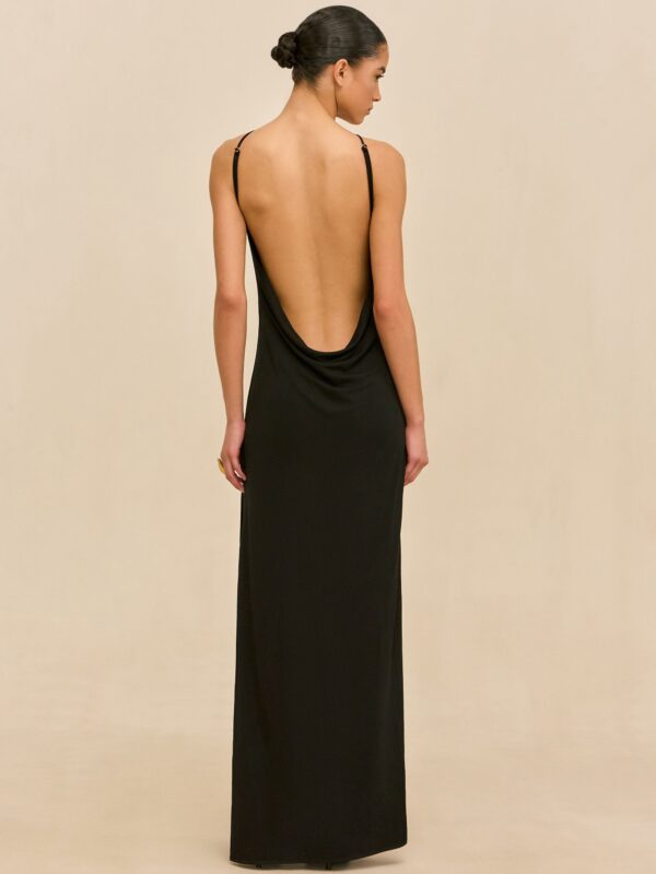 VAELA GOWN