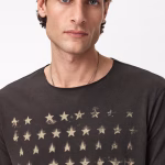 STARS GRAPHIC T-SHIRT
