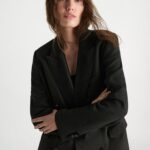 CASUAL SOPHISTICATION BLAZER