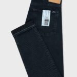 TAPERED JEANS