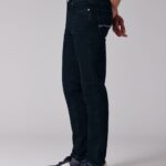 TAPERED JEANS