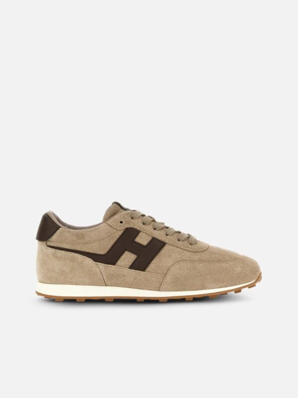 ATHLETIC SNEAKERS