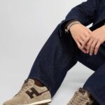 ATHLETIC SNEAKERS