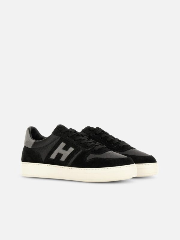 H-TV SNEAKERS
