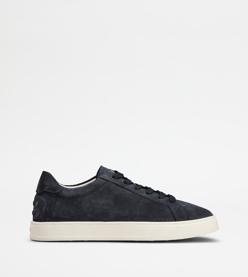 SNEAKERS IN SUEDE