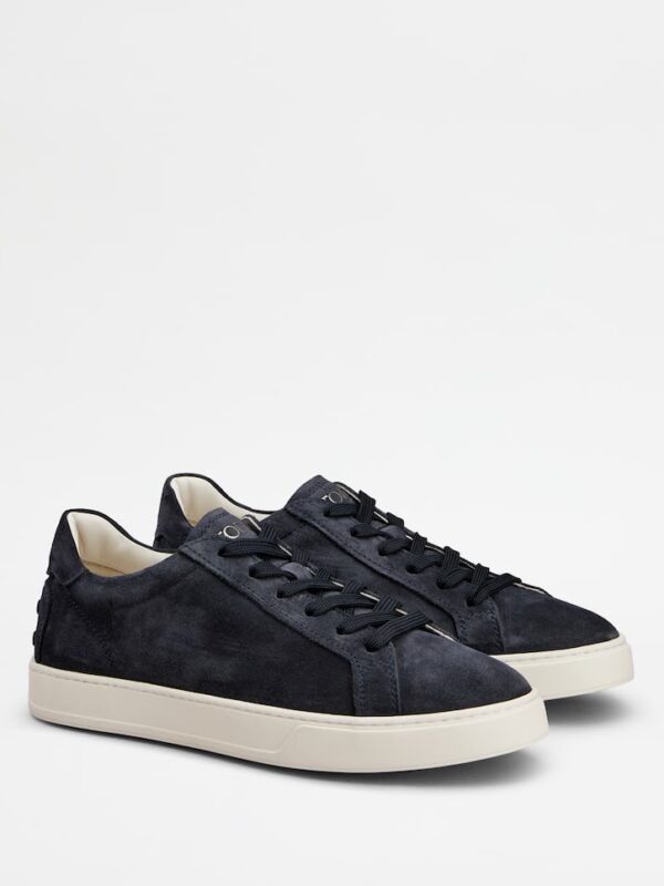 SNEAKERS IN SUEDE