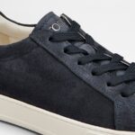 SNEAKERS IN SUEDE