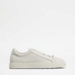 SNEAKERS IN LEATHER