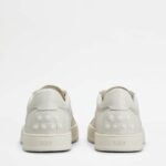 SNEAKERS IN LEATHER