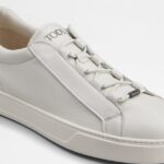 SNEAKERS IN LEATHER