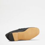 LOAFERS IN LEATHER