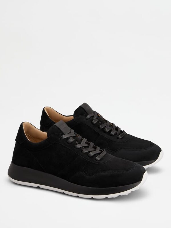 RED DOT SNEAKERS