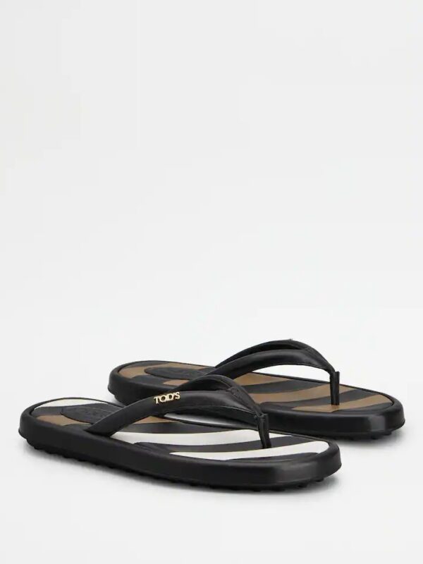 LEATHER FLIP FLOPS